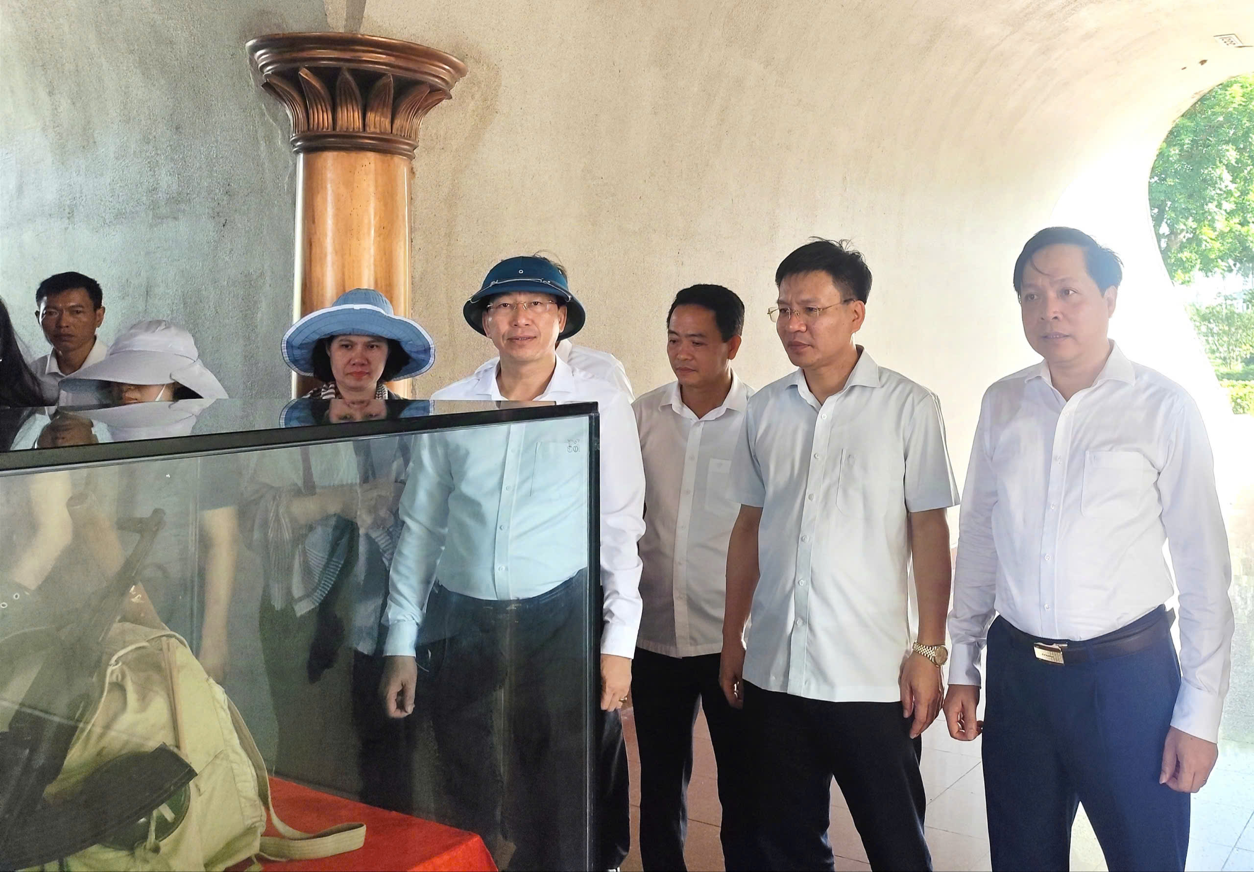 Thành cổ Quảng Trị – Tượng đài bất tử của tuổi hai mươi hiến dâng