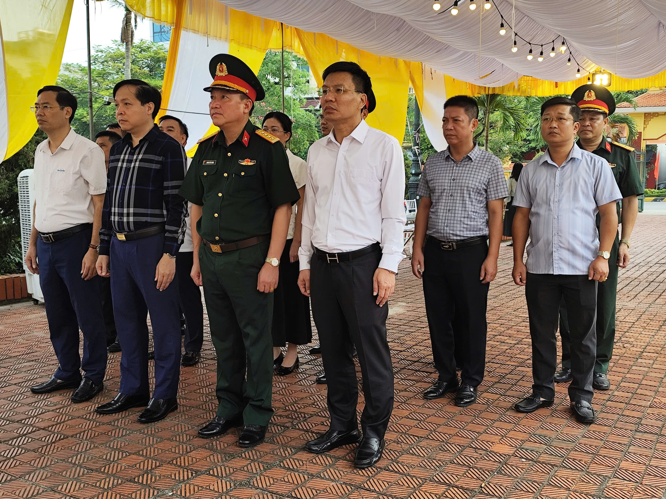 Triển khai lấy mẫu ADN hài cốt liệt sĩ chưa xác định thông tin tại phường Trần Lãm